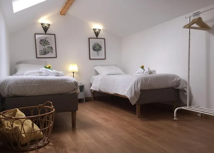 Center Apartment *