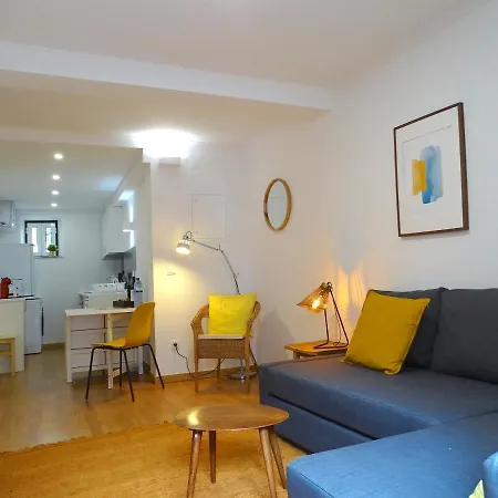 アパート Center *